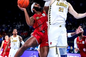 广厦男篮训练开放日；集结日临场应变引欢呼；葡超在即；赛程密集仍需轮换(もうひとつの明日的周边资讯)-沙巴体育有礼注册